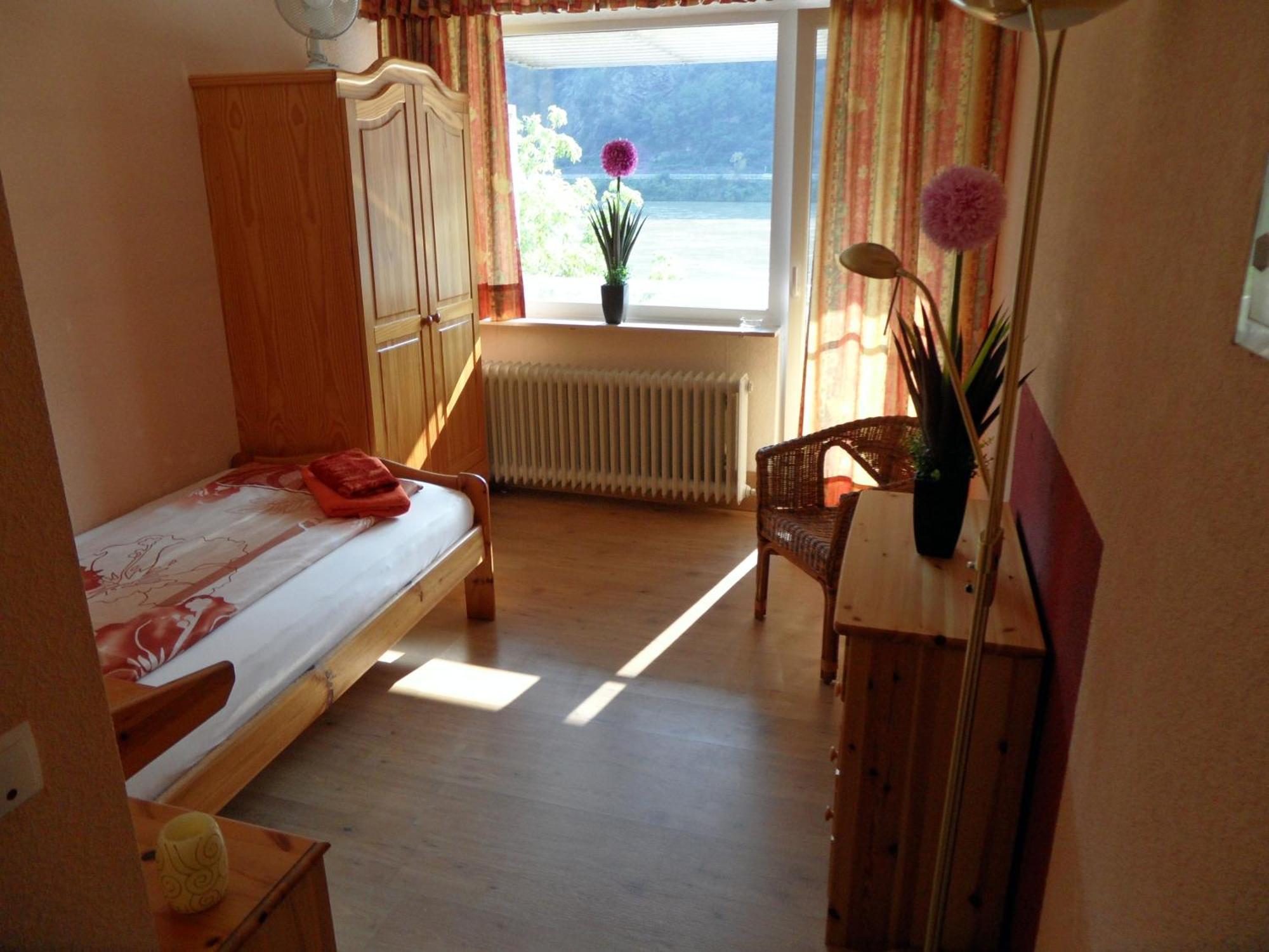 Hotel Rheinkoenig Kamp-Bornhofen Bagian luar foto